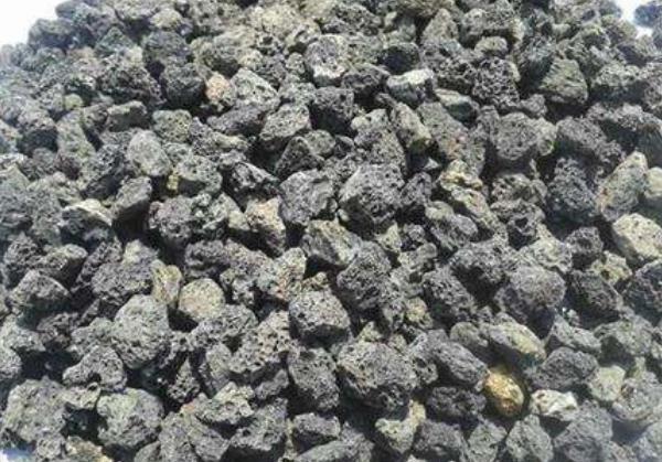 火山岩滤料的关键作用是什么？